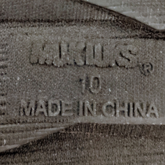 Muk Luks Gray Boots Size 10 - Picture 5 of 7